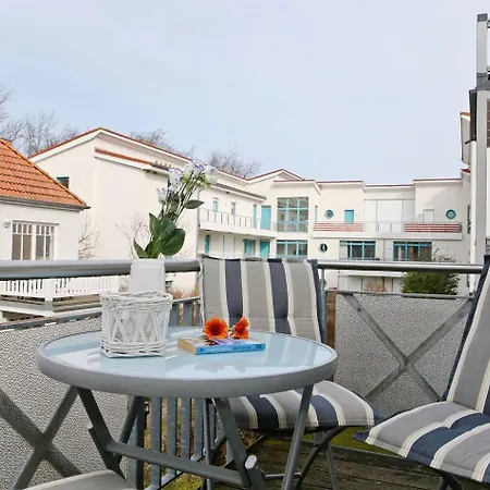 Strandstrasse 32 - 04-10 *